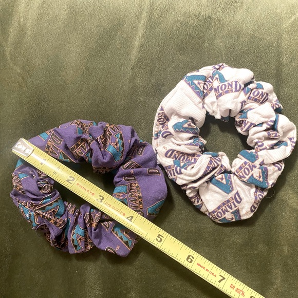 Vintage 90s Arizona Diamondbacks Scrunchies - Picture 1 of 3